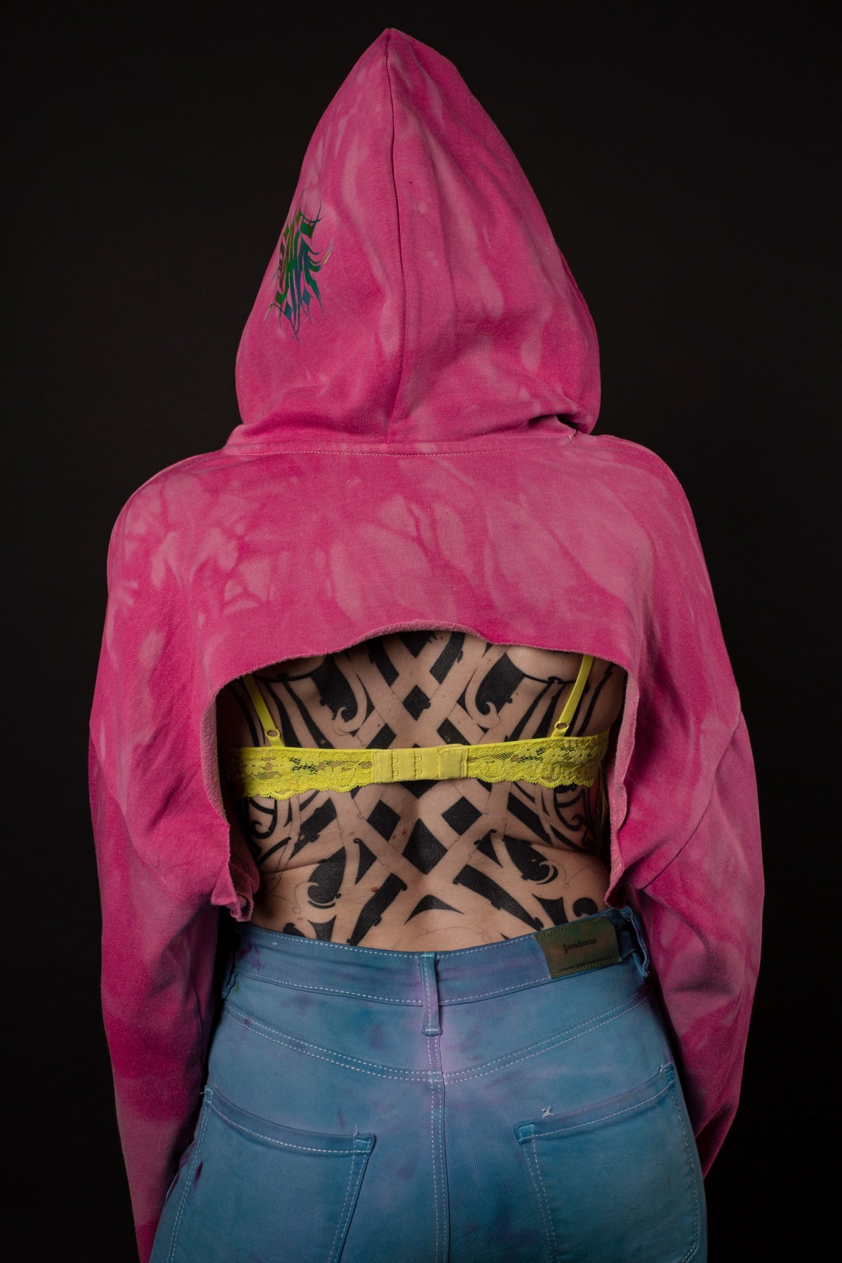 'LONELY HEART' CLUB SUPER CROP HOODIE