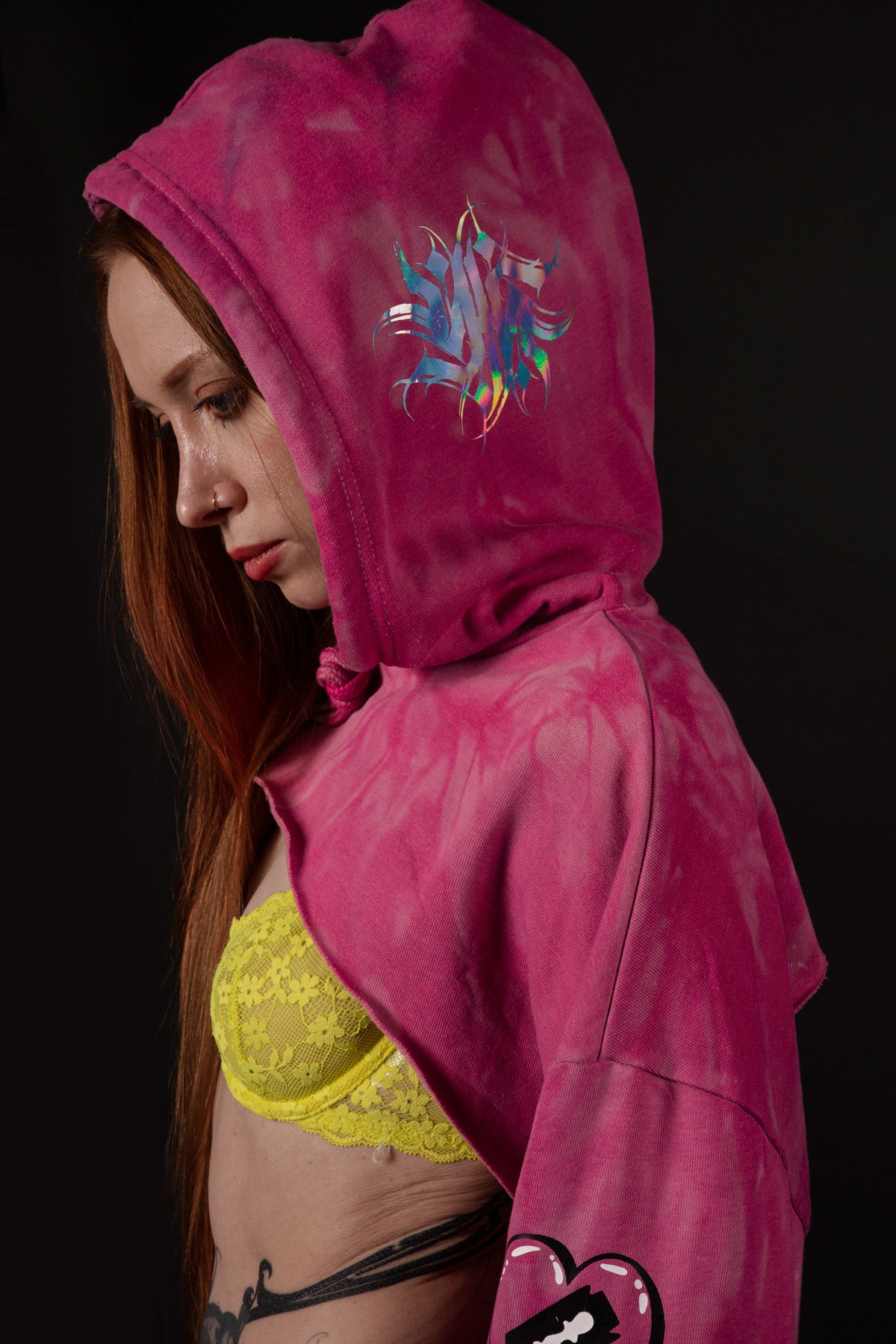 'LONELY HEART' CLUB SUPER CROP HOODIE