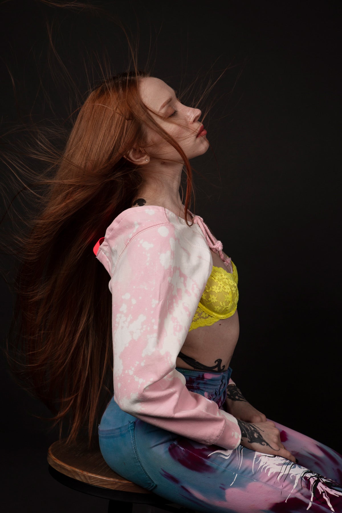 'ABANDONNED' SWEATER SLEEVES