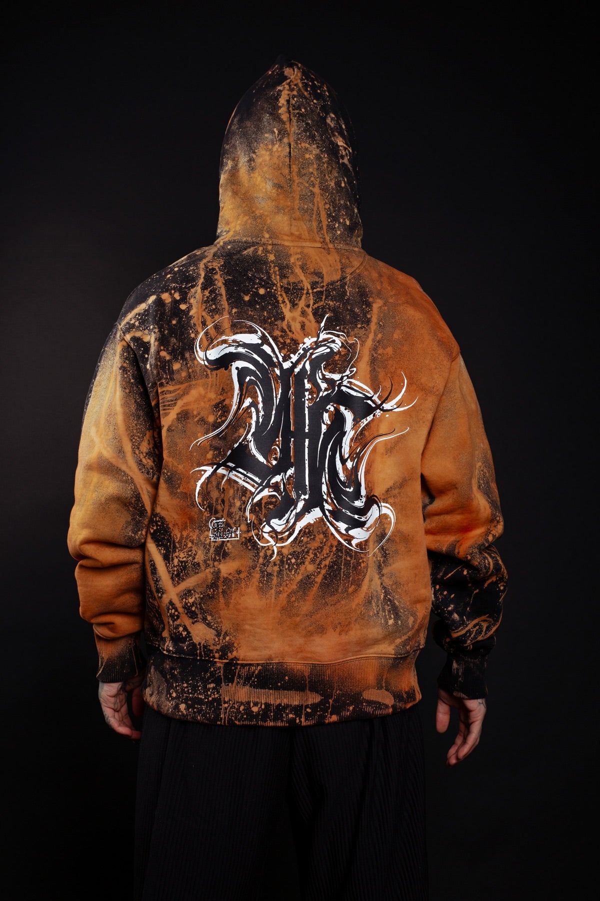 LIQUID DEATH X GLUT HOODIE