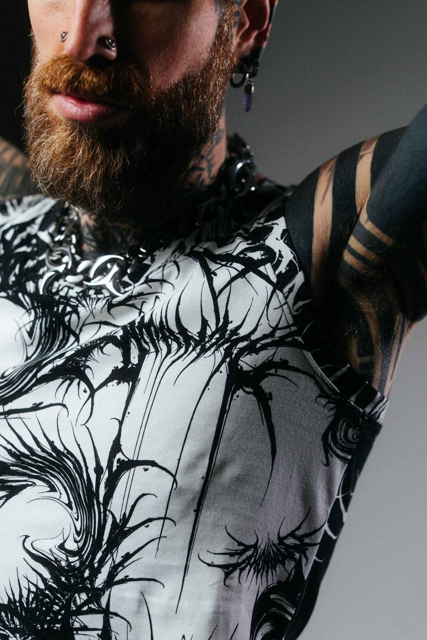 Monochrome Flow – Racer Back Tank