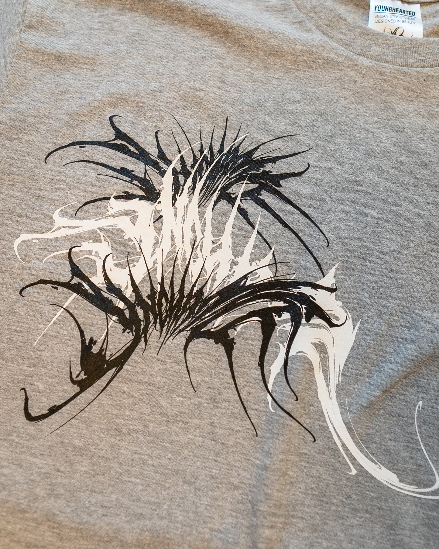 LIQUID DEATH T-SHIRT -VERSION 4-