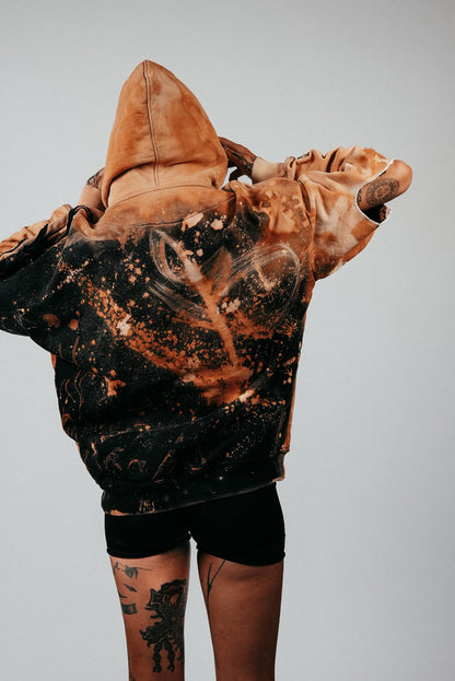 Crossed shoulder hoodie