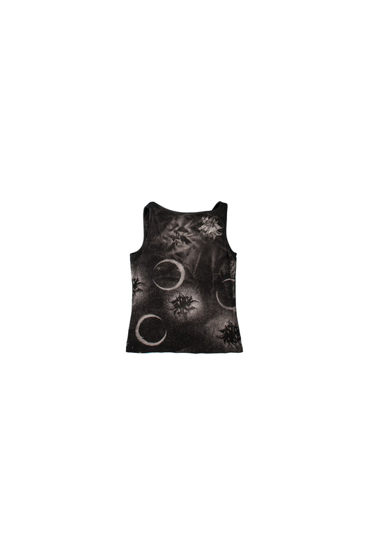 Young Moon sprayed top
