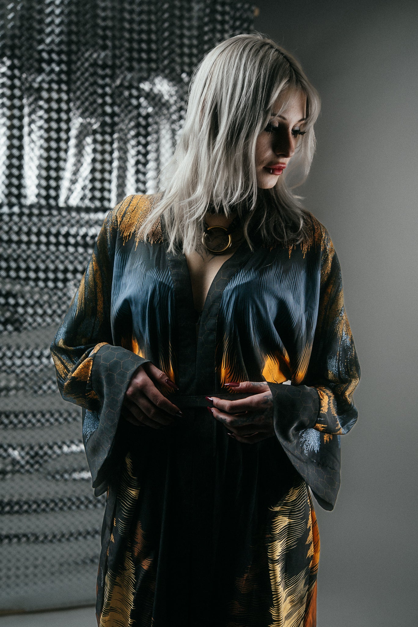 SHINOGA DARK EXTRA LONG KIMONO