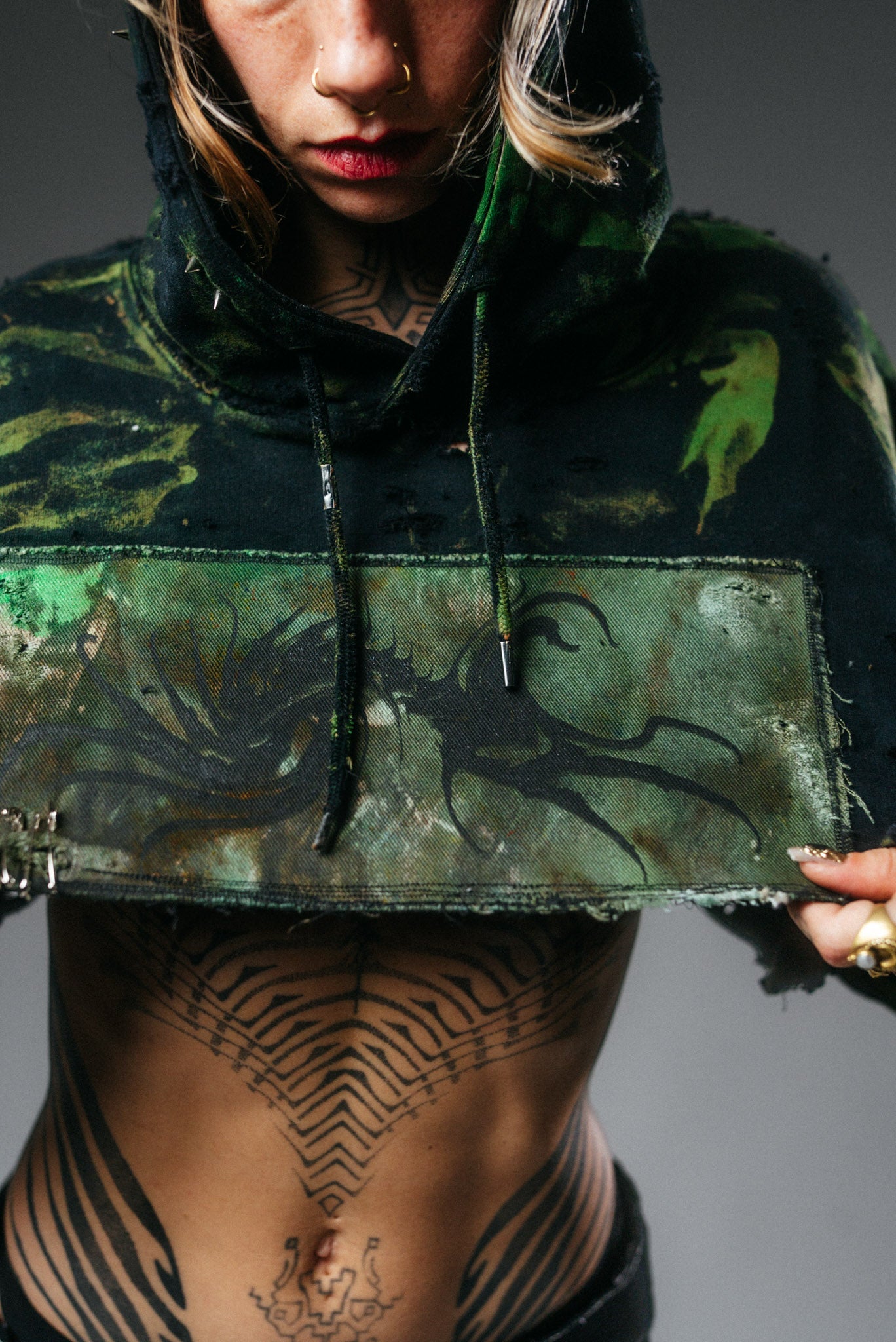 SWAMP CORE CROPPED HOODIE