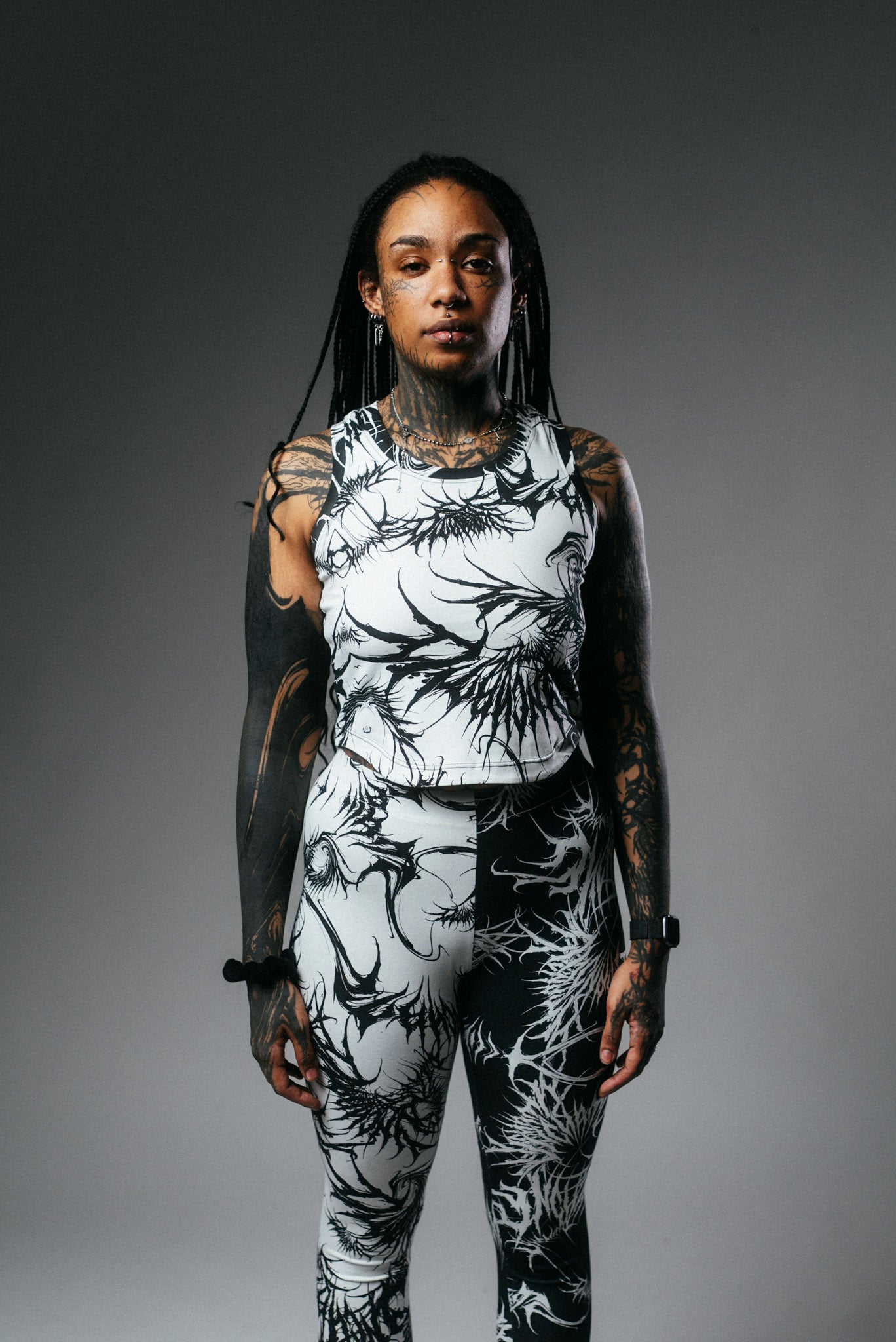 Monochrome Flow Leggins
