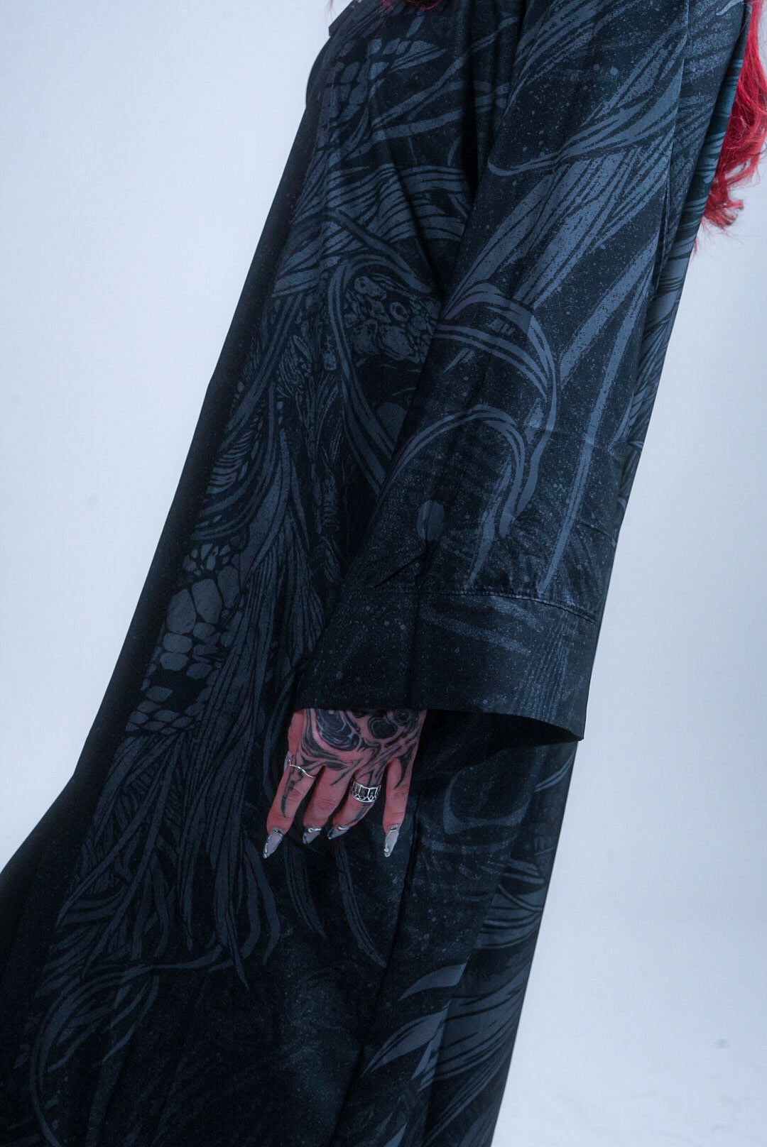 KUSEN BLACK EXTRA LONG KIMONO
